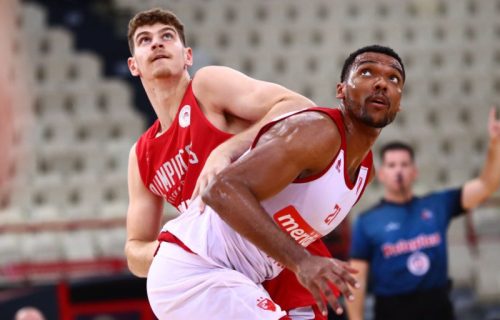 Meč od velike koristi pred start sezone: Nekompletna Zvezda izgubila od Olimpijakosa! (FOTO)
