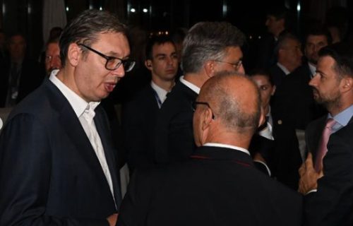 "Hvala domaćinima na prijemu i gostoprimstvu": Vučić na radnoj večeri na Samitu u Dubrovniku (FOTO)