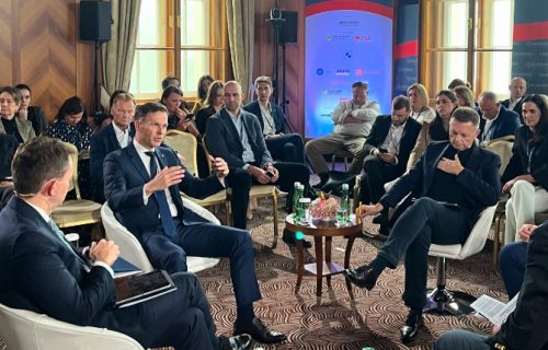 Ministar Mali u Slovačkoj predstavio program Skok u budućnost - Srbija 2027 (FOTO)