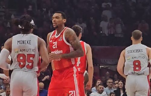 Arena "GORI"! Crvena zvezda drži čas košarke Baskoniji u Beogradu (VIDEO)