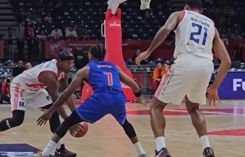 Teodosić "crta", Kenan rešeta! Zvezda na velikih +15 na poluvremenu; Simanić odličan! (VIDEO)