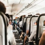 Ne mrdajte sa sedišta! Popularna destinacija uvodi kaznu za putnike koji prerano ustaju u avionu