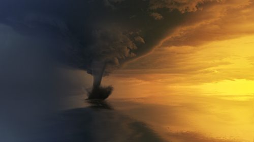 Superćelijska oluja protutnjala blizu Srbije: Tornado zabeležen na kameri (VIDEO)