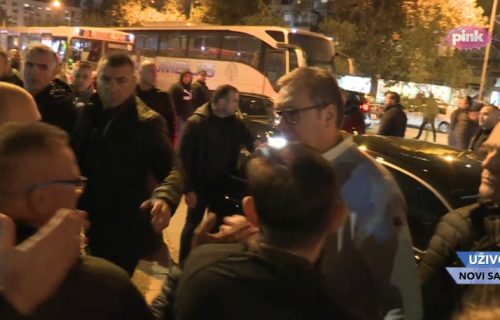 Vučić stigao u Novi Sad, očekuje se obraćanje