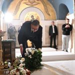 "Njegovu mudrost i predanost narodu zauvek ćemo pamtiti": Vučić na pomenu patrijarhu Irineju (FOTO)