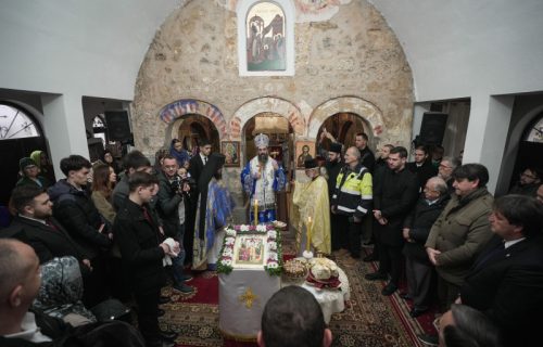 Ministar Gašić na obeležavanju krsne slave manastira u Sićevu: "Sa dubokim poštovanjem, preuzeo sam ulogu domaćina slave za narednu godinu" (FOTO)