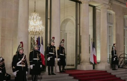 Ceremonija reotvaranja Notr Dama: Zelenski dočekan aplauzom u katedrali (VIDEO)