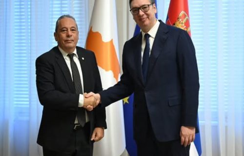 "Odnosi zasnovani na čvrstom prijateljstvu": Vučić se sastao sa ministrom odbrane Republike Kipar
