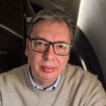 Predsednik Vučić iz aviona poručio: "U subotu predstavljamo najvažniji plan za mlade u Srbiji" (VIDEO)