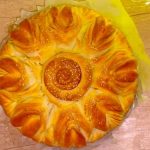 Puter pogača u obliku cveta: Prelepa na oko i preukusna (RECEPT+ VIDEO)