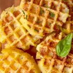 Vafli od krompira: Zašto da ne, kao dodatak uz riblje filete (RECEPT+VIDEO)