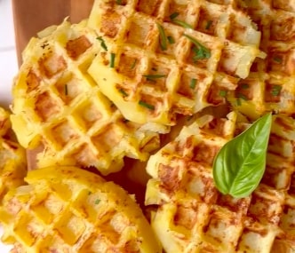 Vafli od krompira: Zašto da ne, kao dodatak uz riblje filete (RECEPT+VIDEO)