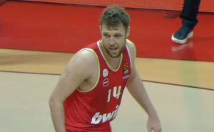 Čarobnjak Olimpijakosa bez premca: Saša Vezenkov MVP Evrolige