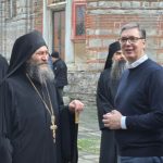 Vučić poručio iz Hilandara: "Vratiću se jači da guramo našu zemlju još snažnije napred" (FOTO)