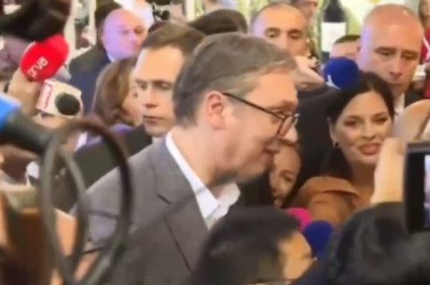 Vučić se sastao sa predsednikom kompanije Mint: Poznato šta je dobio na poklon (VIDEO)