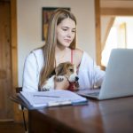 Generacija Z više se interesuje za pse nego za decu: “Pet parentes“ je njihova životna deviza