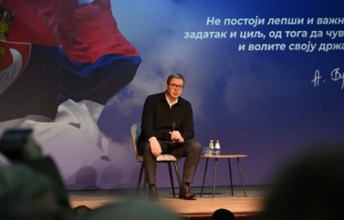 Vučić: Za rekonstrukciju puta, Doma zdravlja i škole u Čoki devet miliona evra