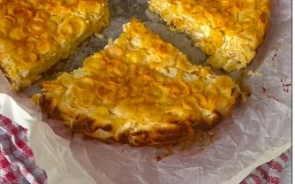 Burek od kornfleksa: Brzo je gotov i drugačijeg ukusa (RECEPT+VIDEO)