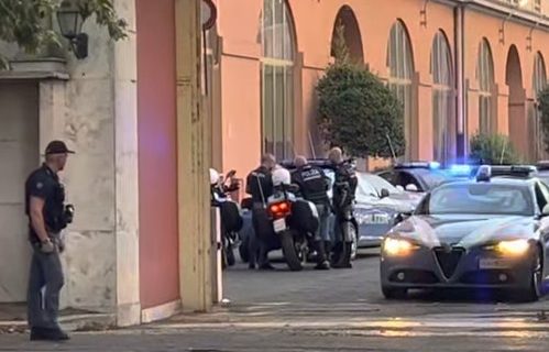 Nesreća kakvu Italija ne pamti: Stena pala sa litice direktno na automobil tokom sahrane, stradala žena