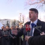 Profesor Petrov obišao studente u Pionirskom parku: "Insistirajte što pre na planu nadoknade nastave"