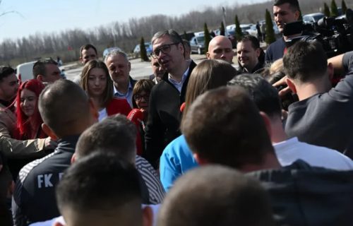 USAID platio 190.000 evra za organizaciju "Da smradovi odu": Vučić izneo šokantne podatke