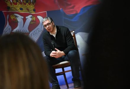 Knežević jasno poručio: “Vučić je velemajstor spoljne politike, niko nema međunarodni status kao on”