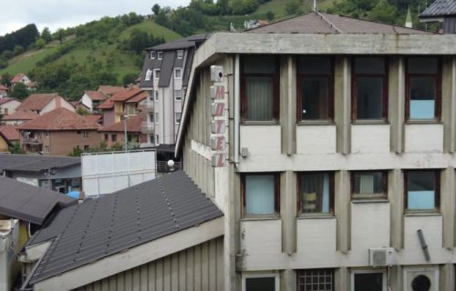 Tuga do neba zbog dva izgubljena mlada života: U Novoj Varoši u ponedeljak Dan žalosti