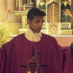 Sveštenik iz Indije stigao u Mužlju kod Zrenjanina: Dopada mu se ovde, govori mađarski, a planira i srpski jezik da savlada (VIDEO)