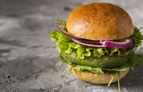 Zeleni, posni, pravi prolećni burgeri od spanaća (RECEPT)