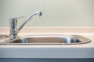 Veliki kvar na vodovodnoj mreži u Beogradu: Ekipe hitno reagovale, evo kada se vraća snabdevanje