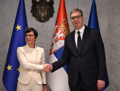 “Srbija vidi Plan rasta kao šansu da ubrzamo ekonomski razvoj”: Vučić se sastao sa Martom Kos (FOTO)