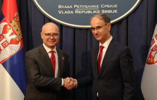 Macut preuzeo dužnost premijera, danas prva sednica nove Vlade Srbije
