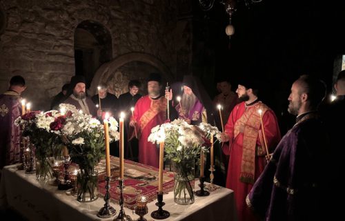 Patrijarh Porfirije služio statije u Pećkoj Patrijaršiji