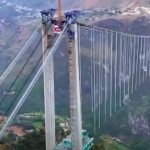 Uskoro most u Kini najviši na svetu: Gotovo duplo viši od Ajfelovog tornja (VIDEO)