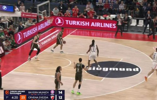 Šta je najbolji košarkaš Bajerna uzimao iz čarape tokom meča sa Zvezdom? (VIDEO)
