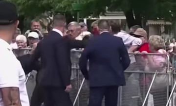 Niko do sada nije video ovaj snimak: Atentat na Fica iz drugog ugla i reakcija na pucnjavu (VIDEO)