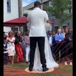 Viši nivo "tradicije": Da li se ovako podržavaju mladenci? Ljudi u čudu (VIDEO)