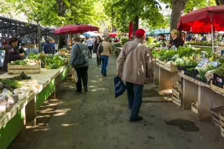 Kako se kreću cene prasića i jagnjića pred Uskrs? Na pijacama je ovakva situacija, detaljan cenovnik