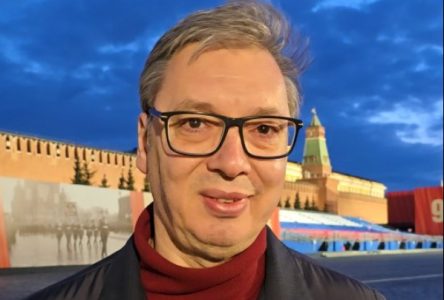 “I ovde kao i na svakom drugom mestu u svetu boriću se za našu Srbiju”: Predsednik poručuje iz Moskve (VIDEO)