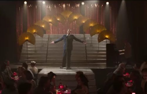 "Gospodin Aznavur" od sutra u bioskopima: Iscrpna biografska drama o čuvenom francuskom šanjsonjeru (VIDEO)