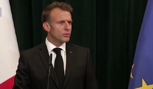 Makron se nakon razgovora sa Vučićem oglasio na ćirilici: “Evropska budućnost Srbije je pravi put”