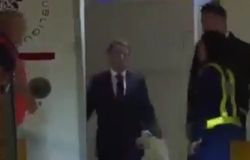 Makron se oglasio nakon supruginog "šamara": "Nemamo vremena da razgovaramo o ovim temama" (VIDEO)