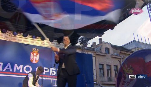 “Dosta je bilo, ne damo da nam unište Srbiju!” Vučić podelio snimak sa Svenarodnog sabora (VIDEO)