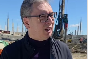 Ujedinjeni ćemo uspeti da podignemo Srbiju: Vučić obišao radove na izgradnji nacionalnog stadiona (VIDEO)