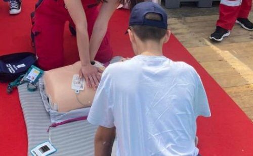 Na javnim mestima u Beogradu postoji 130 defibrilatora: Šansa da se spasi život srčanom bolesniku