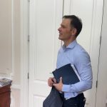 Mala proslava za nove pobede: Ministar Mali obeležio sedam godina na čelu Ministarstva finansija (VIDEO)