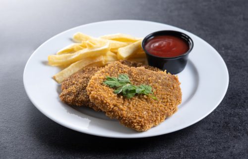 Pohovane pileće šnicle: Na način, kako to rade, na Siciliji (RECEPT+VIDEO)