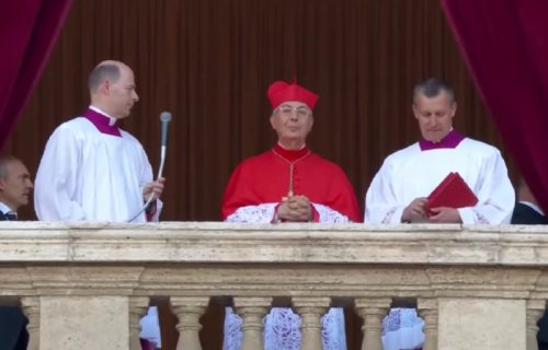 "Godinama su ga zadirkivali, nikada nije glumio, takva mu je srž": Oglasio se brat novog pape (VIDEO)