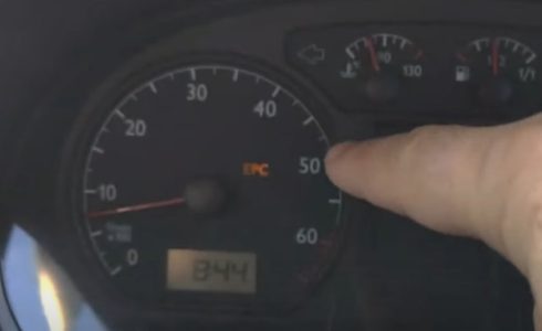 Nemojte nikada da je ignorišete: EPC lampica vam može uštedeti na hiljade evra za popravke