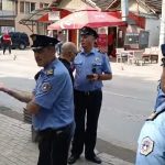 Organizator hodočasničkog putovanja priveden ispred manastira Gračanica (VIDEO)